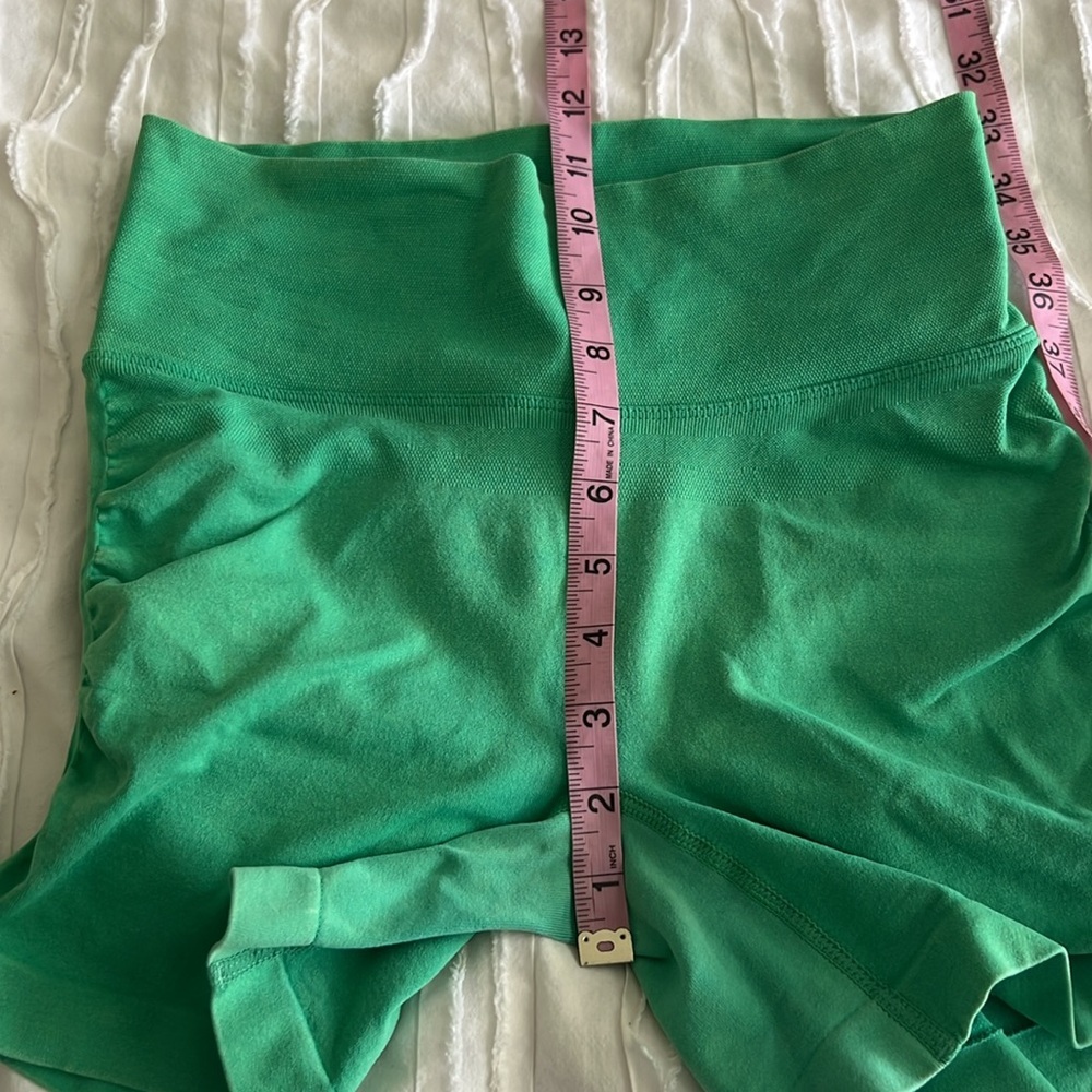 Joy Lab workout shorts - Picture 3 of 8